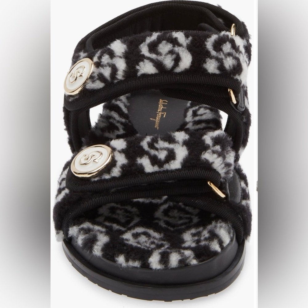 NIB  SALVATORE FERRAGAMO Keita J Gal Genuine Shearling Sandal - Picture 4 of 11